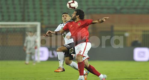 بالفيديو.. الشيخ ومحسن يهدران فرصتين للأهلي أمام كانو سبورت